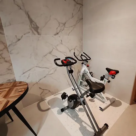 Confort Climatise Jusqu'a 6 Pers Avec Piscine Apartament