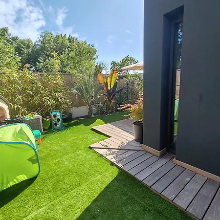 Apartment Confort Climatise Jusqu'a 6 Pers Avec Piscine *